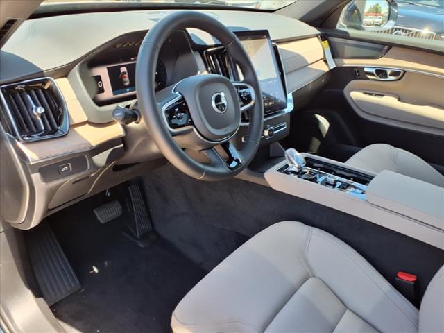 2026 Volvo XC90 B6 Plus Bright Theme 7P