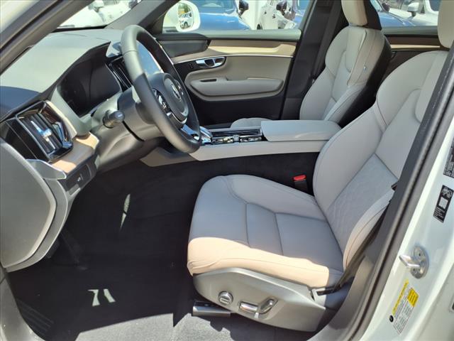 2026 Volvo XC90 B6 Plus Bright Theme 7P