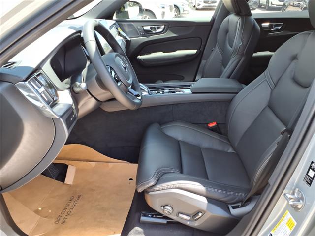 2026 Volvo XC60 PLUG-IN HYBRID T8 Ultra Black Edition