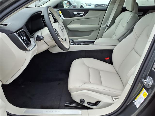 2026 Volvo V60 Cross Country B5 Plus