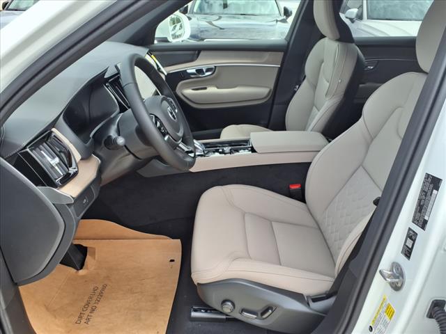 2026 Volvo XC90 B5 Plus Bright Theme 7P