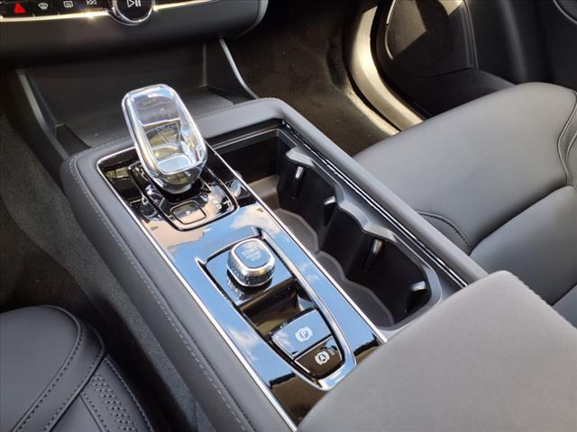 2026 Volvo XC90 B5 Plus Bright Theme 7P