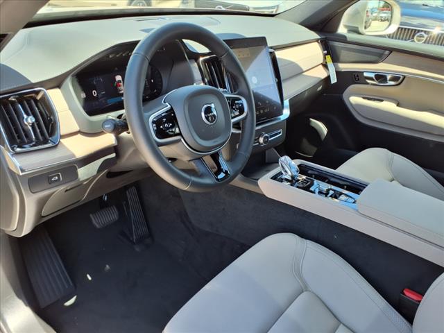 2026 Volvo XC90 B5 Plus Bright Theme 7P