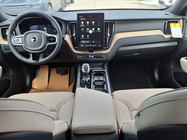 2026 Volvo XC60 B5 Plus Dark Theme