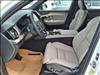 2026 Volvo B6 AWD ULTRA DARK THEME 7 B6 Ultra Dark Theme 7P