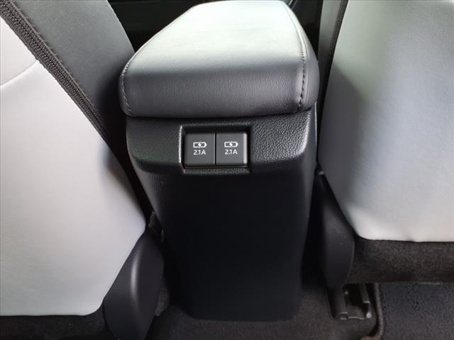 2019 Toyota Prius XLE