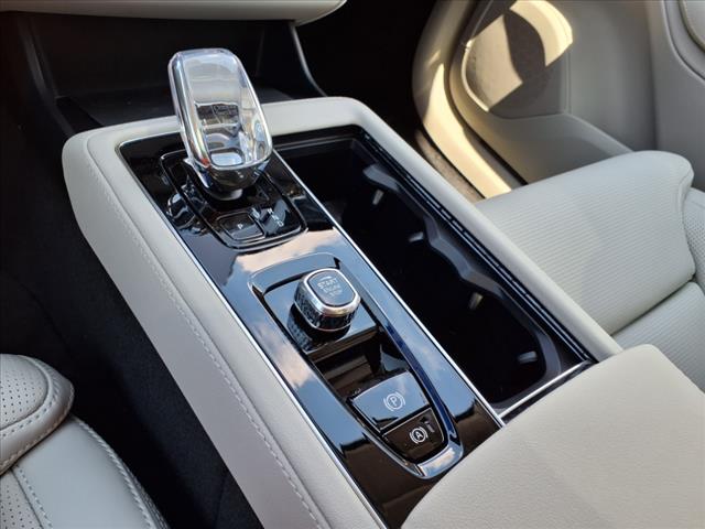 2026 Volvo XC90 B6 Ultra Bright Theme 7P