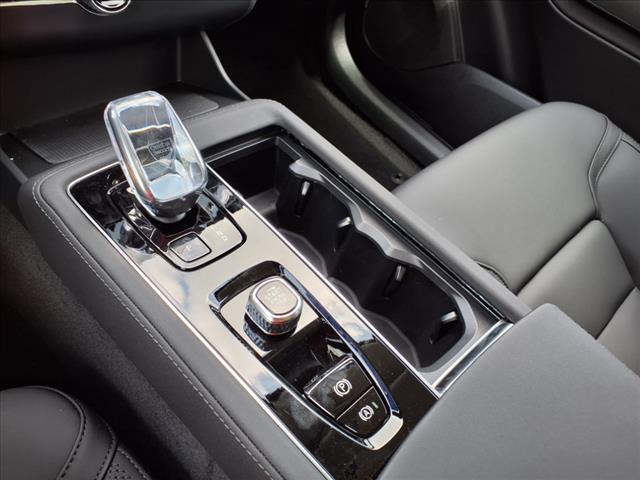 2025 Volvo XC90 T8 Plus Bright Theme 7P
