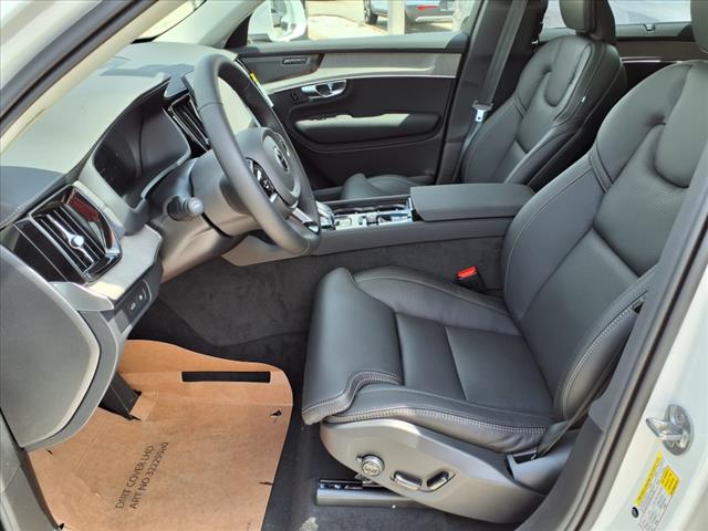 2025 Volvo XC90 T8 Ultra Bright Theme 7P