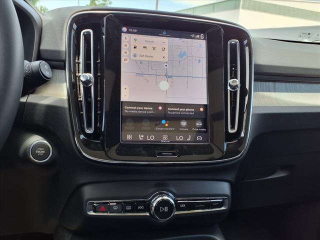 2026 Volvo XC40 ULTRA B5 AWD B5 Ultra Dark Theme