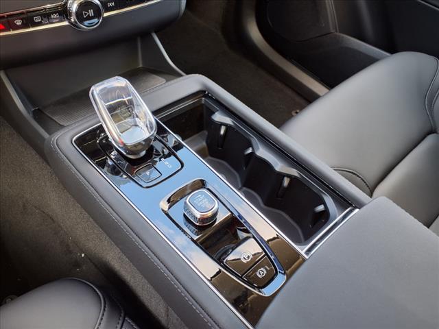 2025 Volvo XC90 B5 Plus Bright Theme 7P