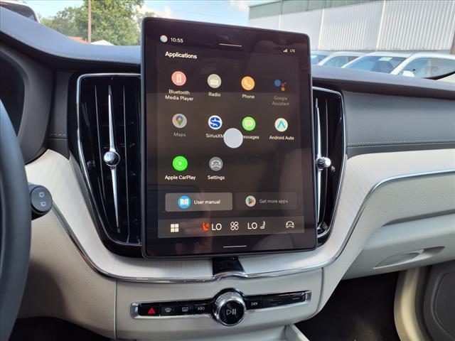 2026 Volvo XC60 B5 Ultra Dark Theme