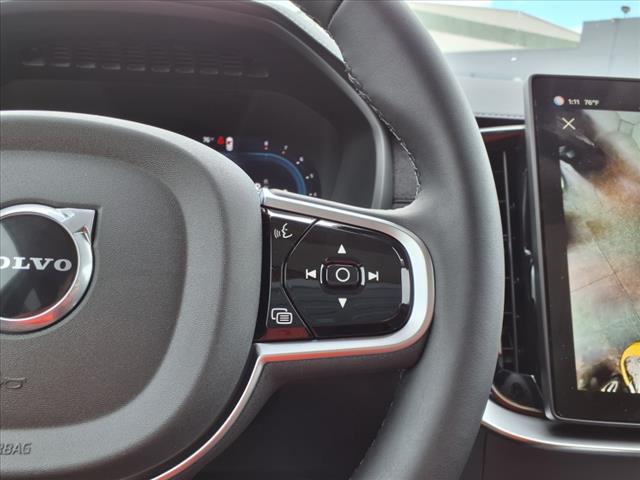 2025 Volvo XC90 B6 Plus Bright Theme 7P