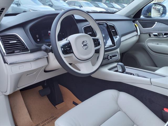 2025 Volvo XC90 B6 Plus Bright Theme 7P