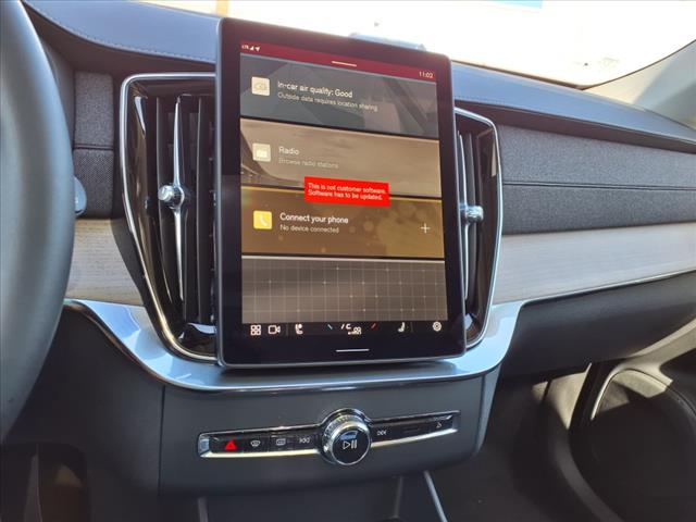2025 Volvo XC90 B5 Plus Bright Theme 7P