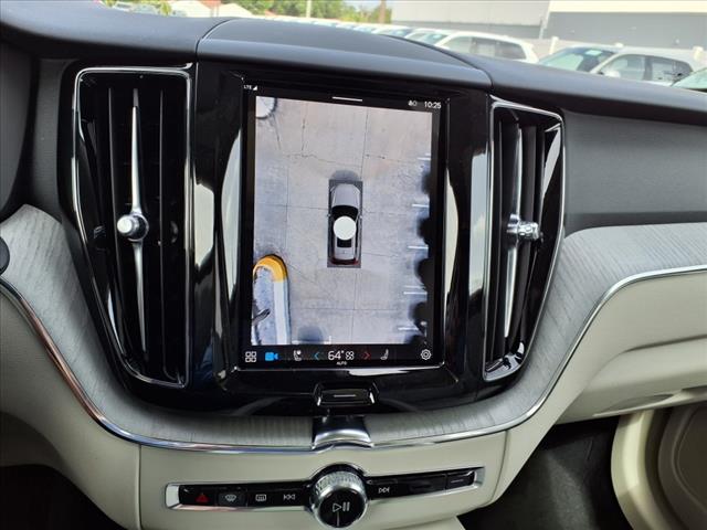 2025 Volvo XC60 B5 Plus Dark Theme