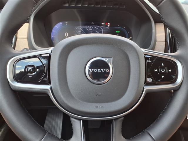 2025 Volvo XC90 T8 Plus Bright Theme 7P