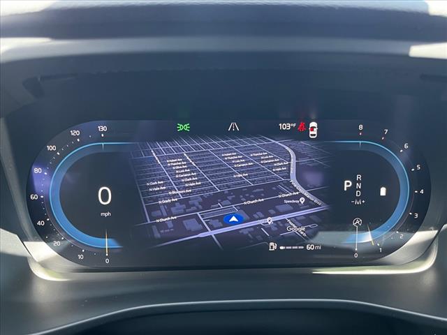 2025 Volvo XC40 B5 Core Bright Theme