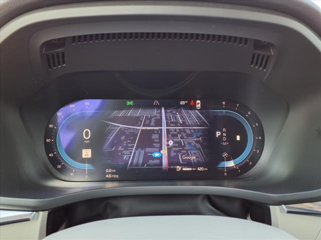 2025 Volvo XC60 B5 Plus Dark Theme