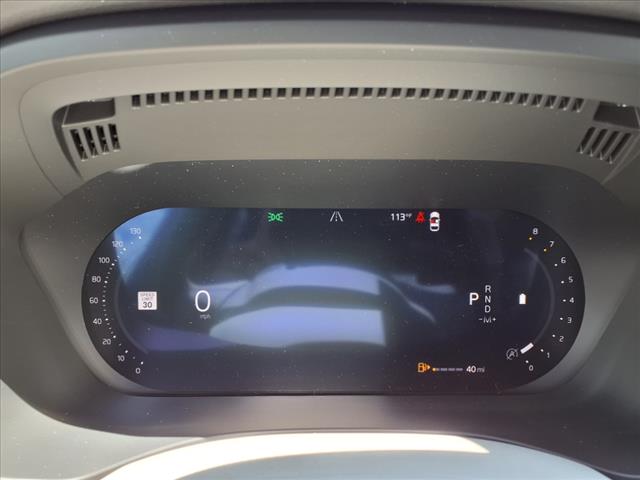 2026 Volvo XC60 B5 Ultra Dark Theme