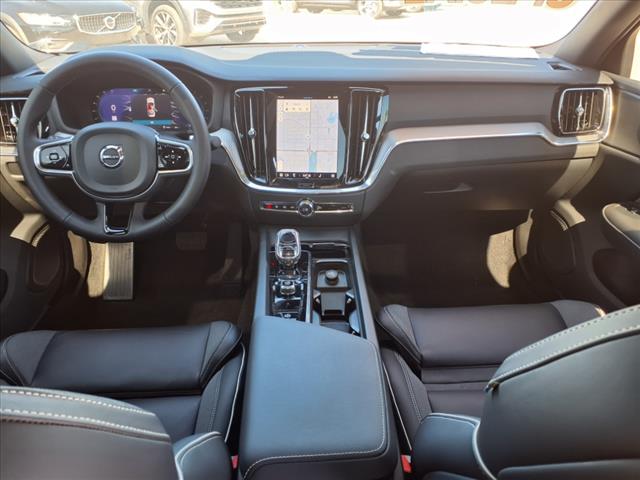 2024 Volvo S60 B5 Plus Black Edition