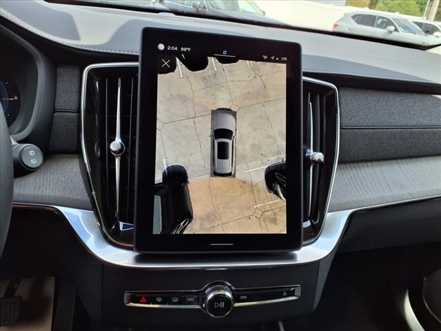 2025 Volvo XC90 T8 Ultra Bright Theme 7P