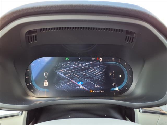 2025 Volvo XC60 B5 Plus Dark Theme