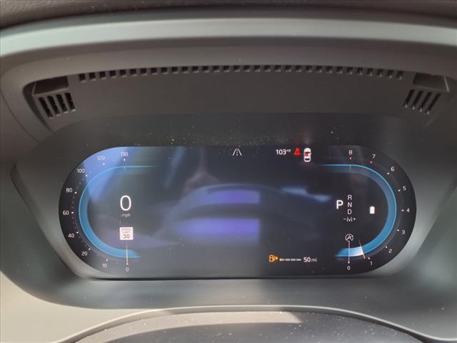 2025 Volvo XC60 B5 Core Dark Theme
