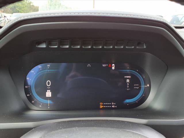 2025 Volvo XC90 T8 Core Bright Theme