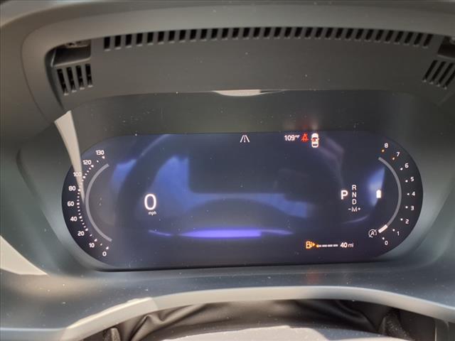 2026 Volvo XC60 B5 Plus Dark Theme