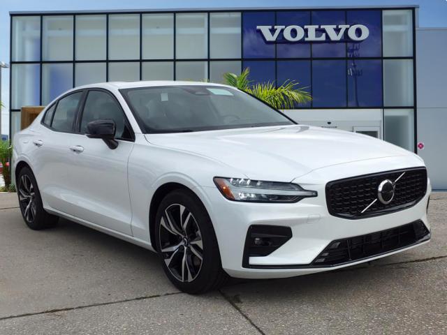 2025 Volvo S60 B5 Core