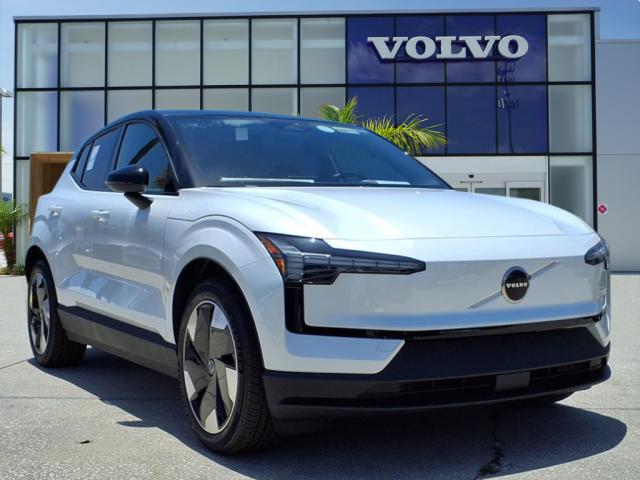 2025 Volvo EX30 Twin Plus
