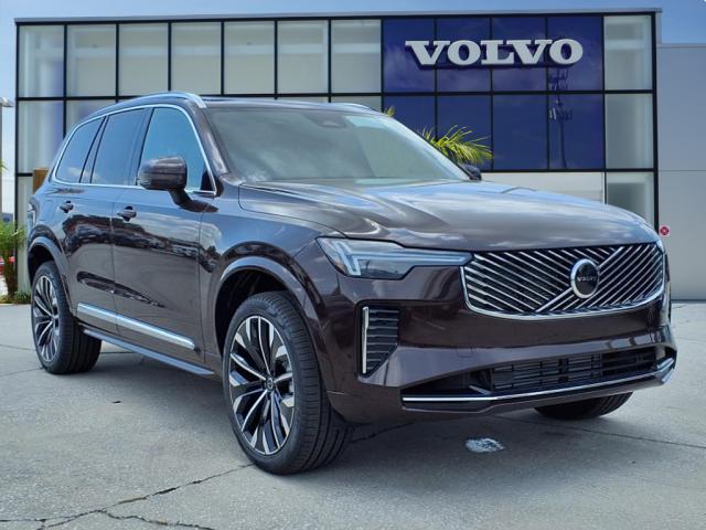 2025 Volvo XC90 T8 Core Bright Theme