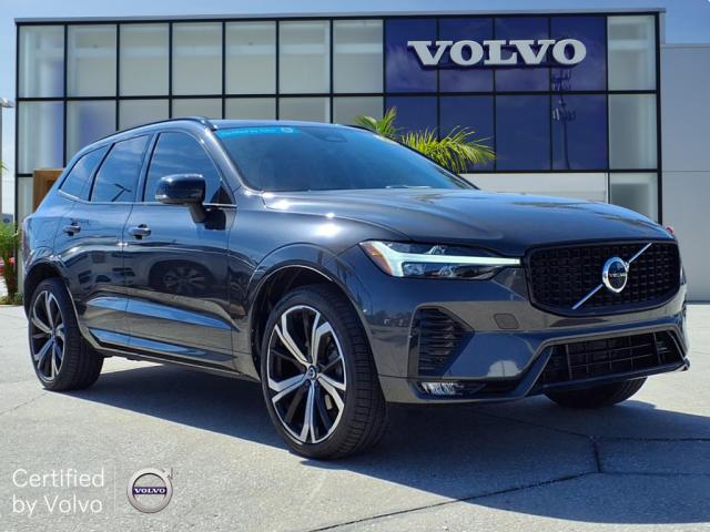 2022 Volvo XC60 B5 R-Design