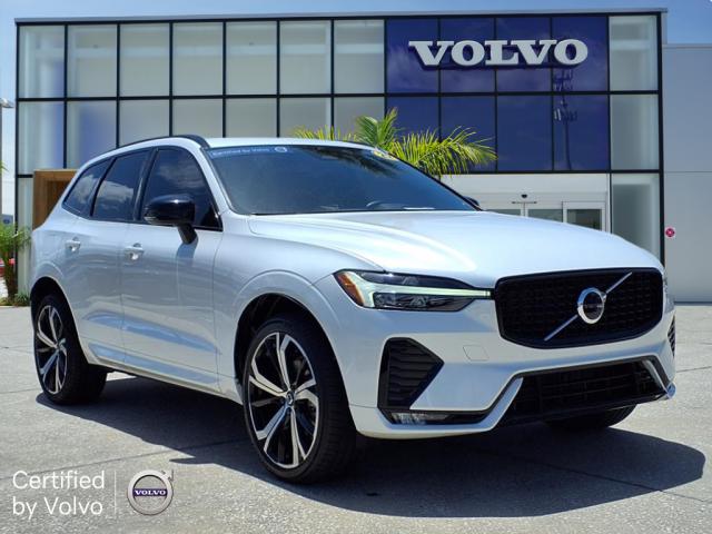 2022 Volvo XC60 B5 R-Design
