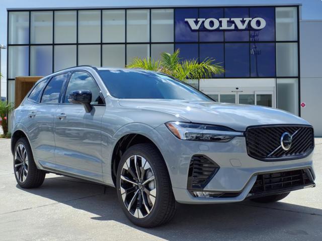 2026 Volvo XC60 B5 Plus Dark Theme