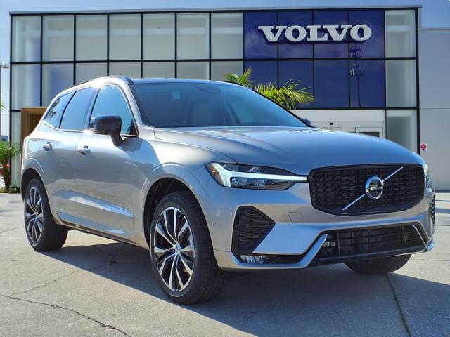 2025 Volvo XC60 B5 Plus Dark Theme