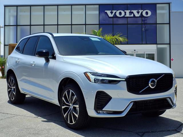2025 Volvo XC60 B5 Plus Dark Theme