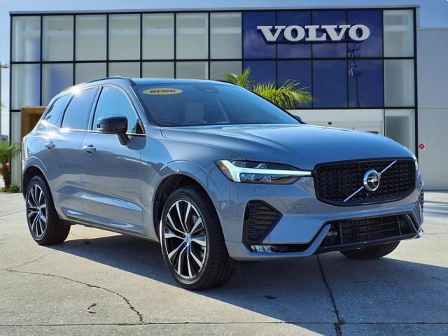 2025 Volvo XC60 B5 Plus Dark Theme