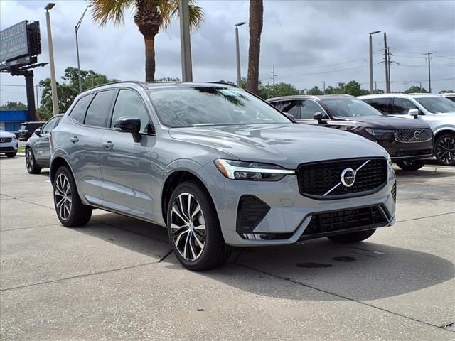 2025 Volvo XC60 B5 Plus Dark Theme