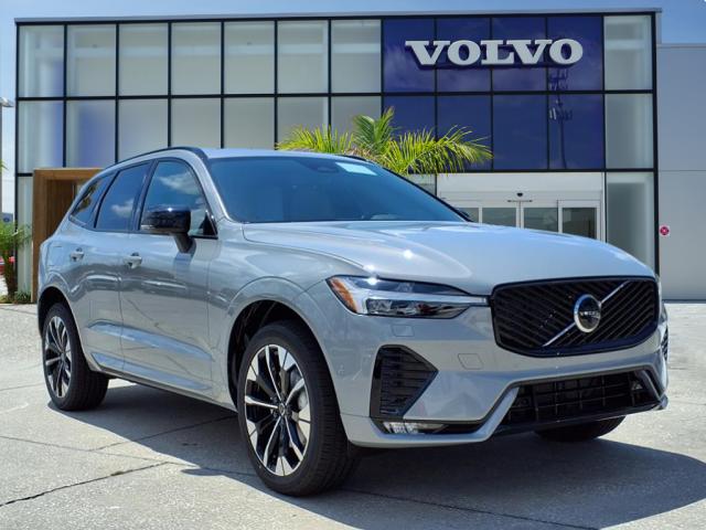2026 Volvo XC60 B5 Plus Dark Theme