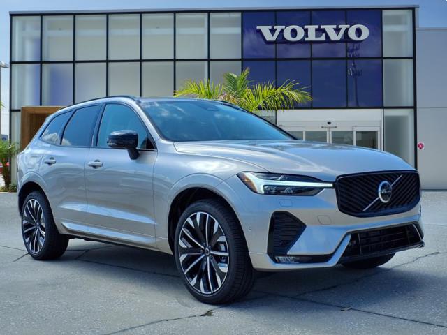 2026 Volvo XC60 B5 Ultra Dark Theme