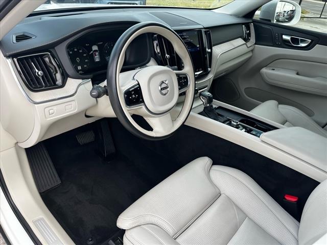 2021 Volvo XC60 T6 Inscription