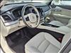 2022 Volvo XC90 T5 Momentum