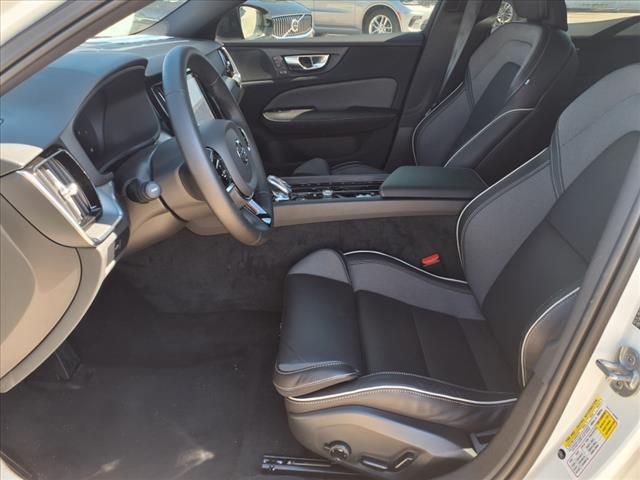 2024 Volvo S60 B5 Plus Black Edition