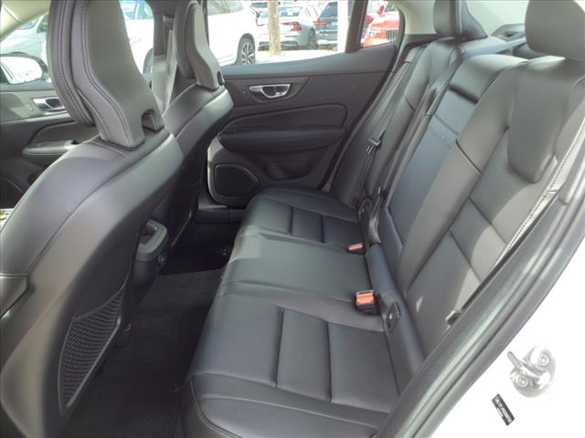 2025 Volvo S60 B5 Core