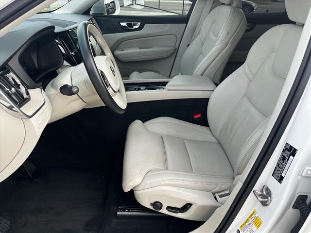 2021 Volvo XC60 T6 Inscription