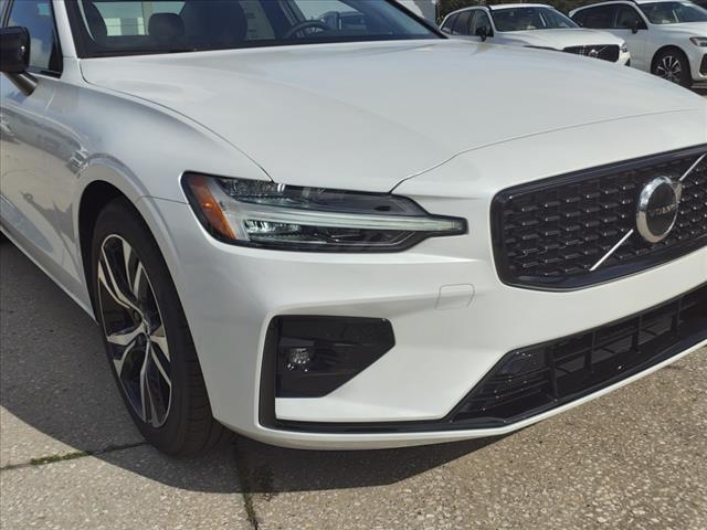 2025 Volvo S60 B5 Core