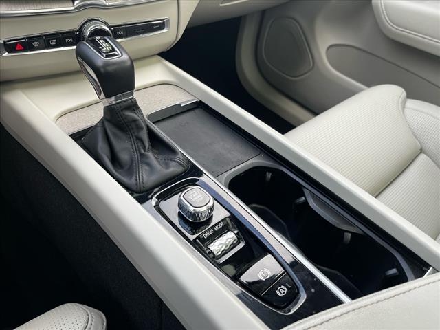 2021 Volvo XC60 T6 Inscription