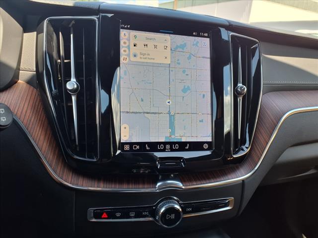 2023 Volvo XC60 B5 Ultimate Bright Theme